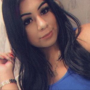 Meet your Posher, Marcela